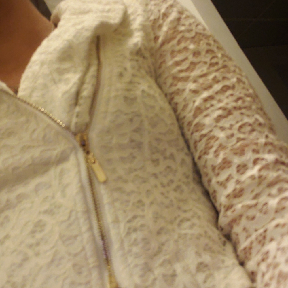 Lace Jacket - Picture 3 of 7